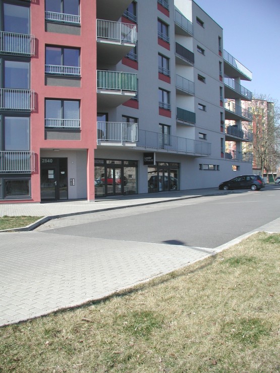 LeaderOffice showroom 1